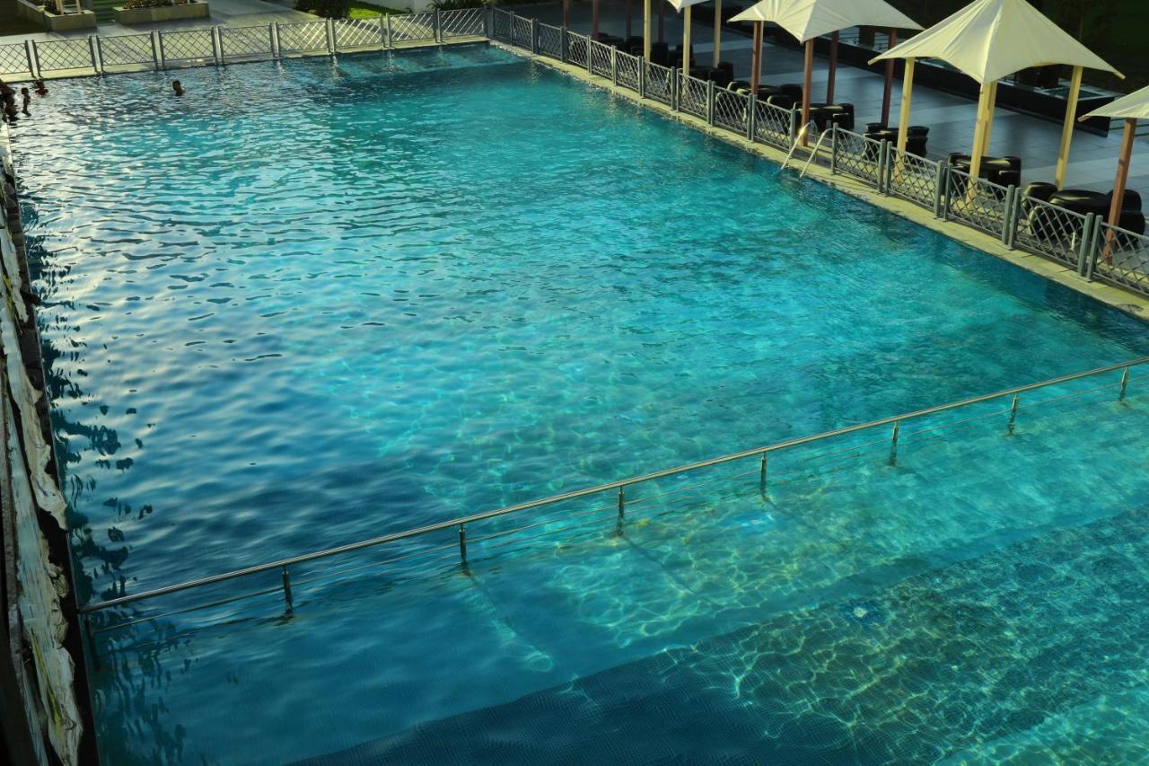 Mirasol Resort Daman Exterior photo