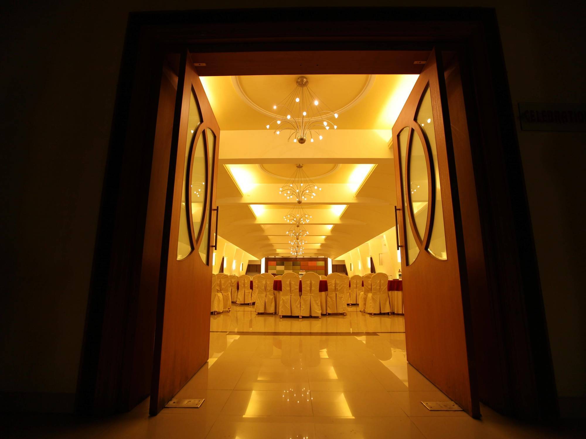 Mirasol Resort Daman Exterior photo